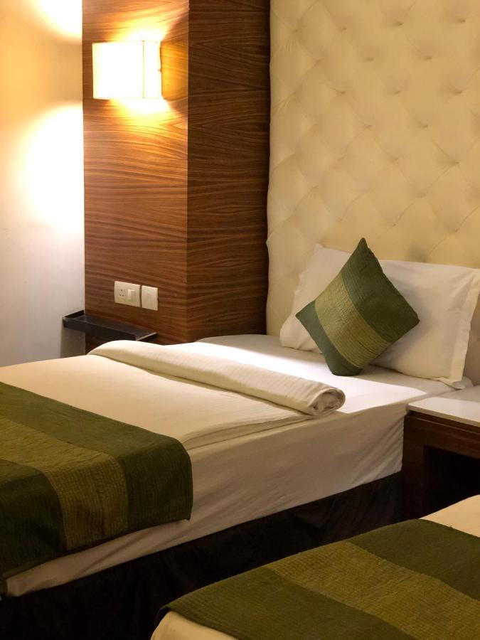 Hotel Ivory 32 New Delhi Extérieur photo