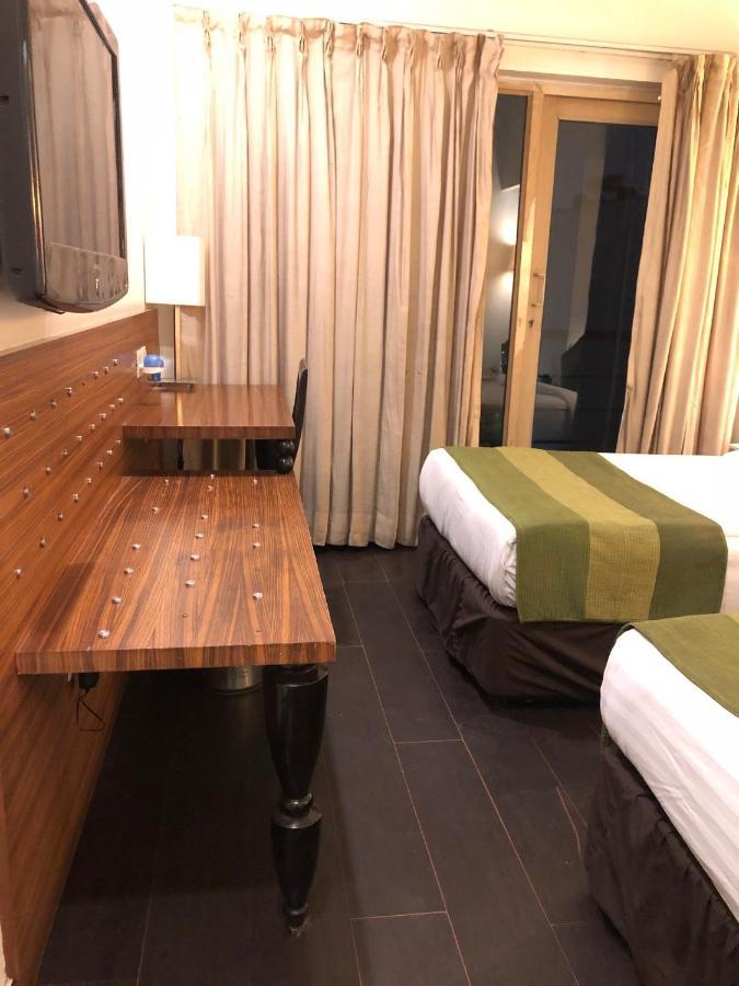 Hotel Ivory 32 New Delhi Extérieur photo